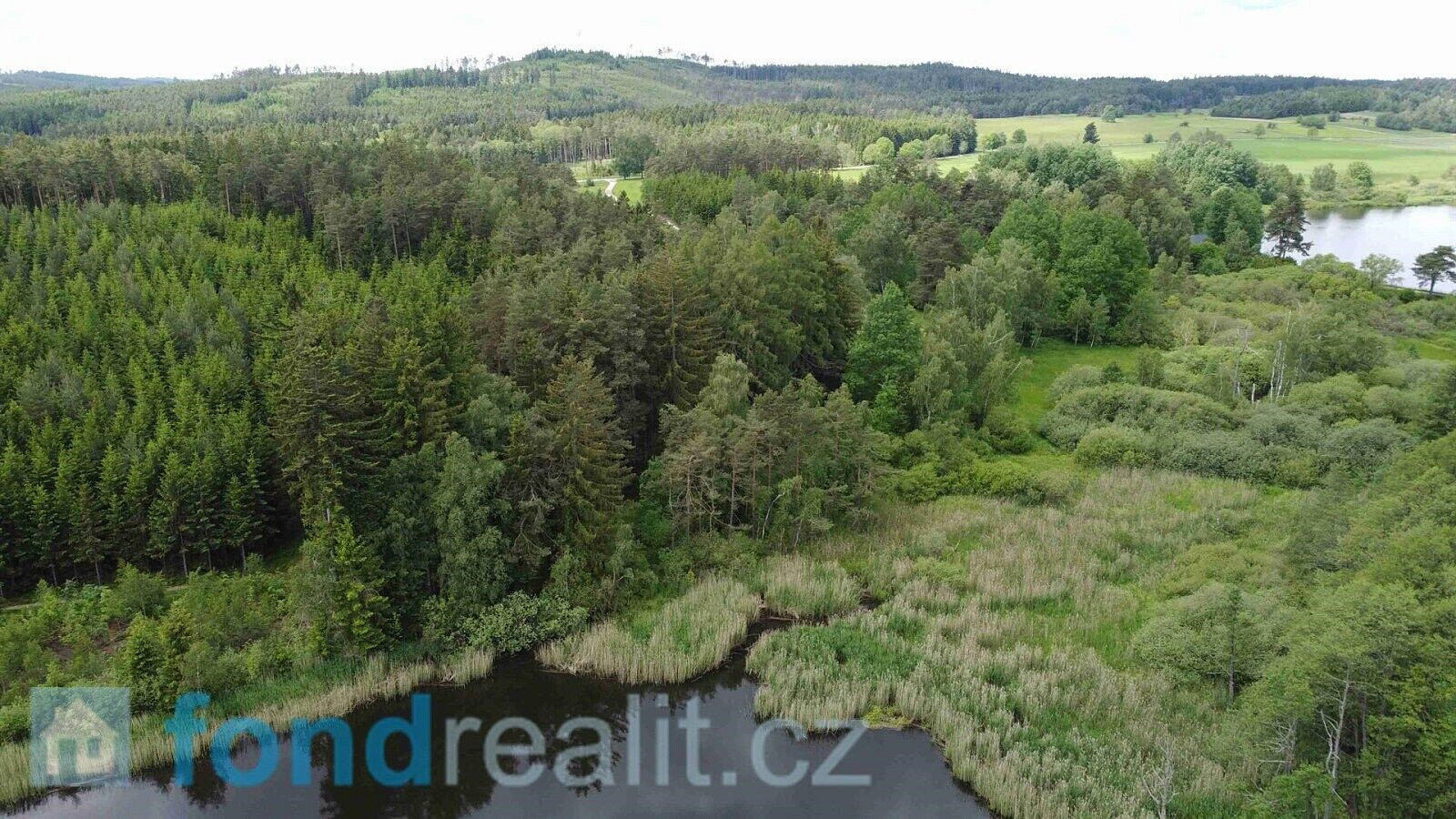Prodej pozemku 27 662 m² – fotografie 2