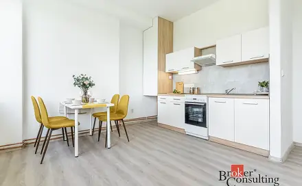 Prodej bytu 3+kk 68 m², Mlékojedy, okres Litoměřice
