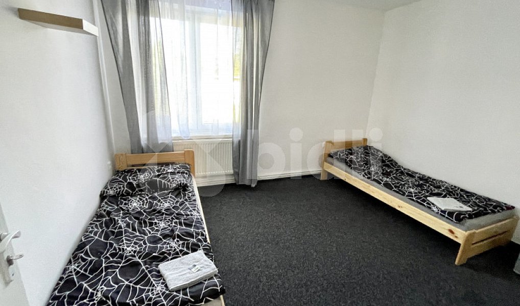 Pronájem domu 20 m² s pozemkem 178 m², Pardubice – náhled fotky 12