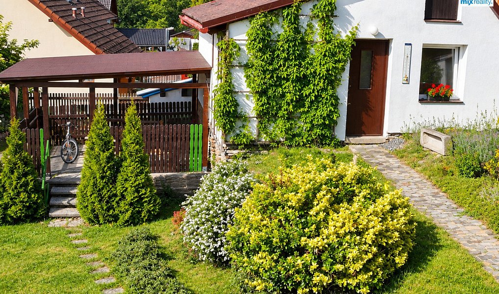 Prodej domu 350 m² s pozemkem 800 m², Chanovice – náhled fotky 2