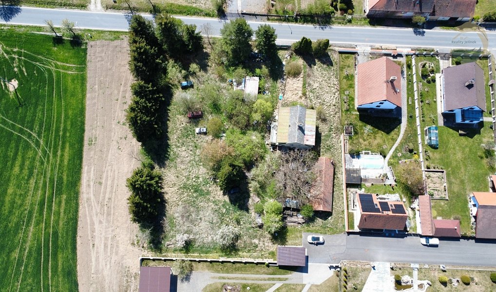 Prodej stavebního pozemku 640 m², Žichovice – náhled fotky 5