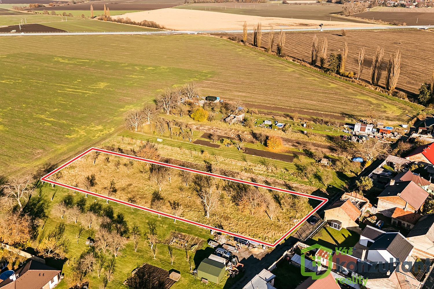 Prodej stavebního pozemku 3 441 m² – fotografie 3