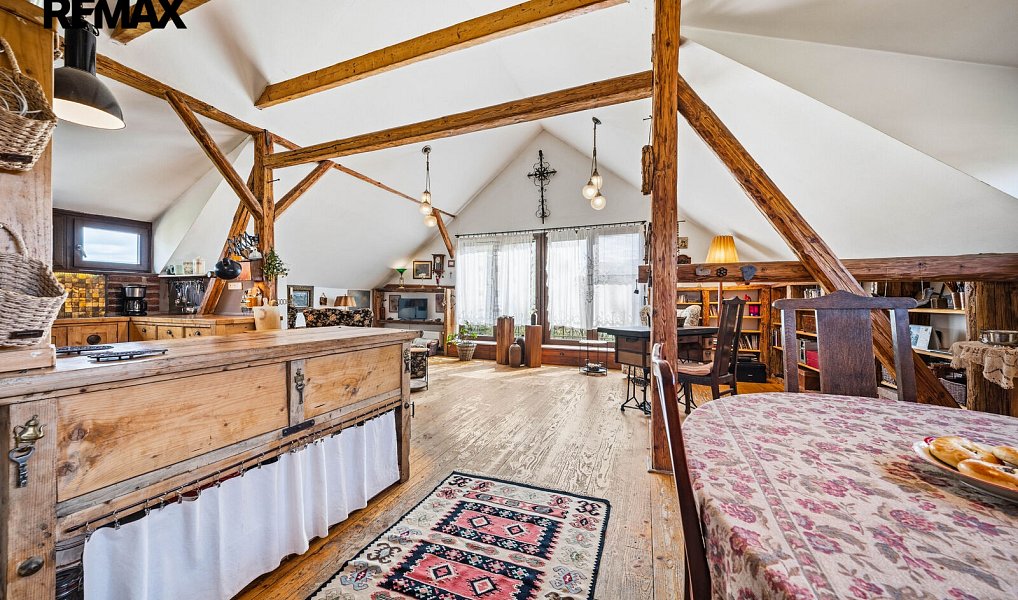 Prodej domu 267 m² s pozemkem 1 885 m², Proseč – náhled fotky 13