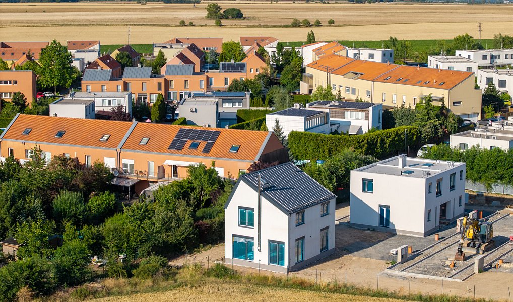 Prodej domu 120 m² s pozemkem 451 m², Jenštejn – náhled fotky 4