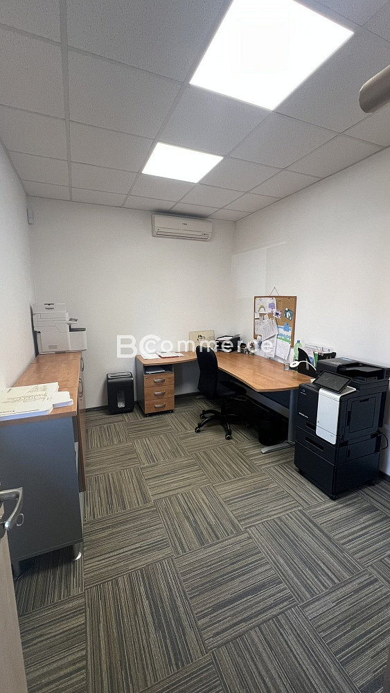 Pronájem skladovacích prostor 800 m² – fotografie 2