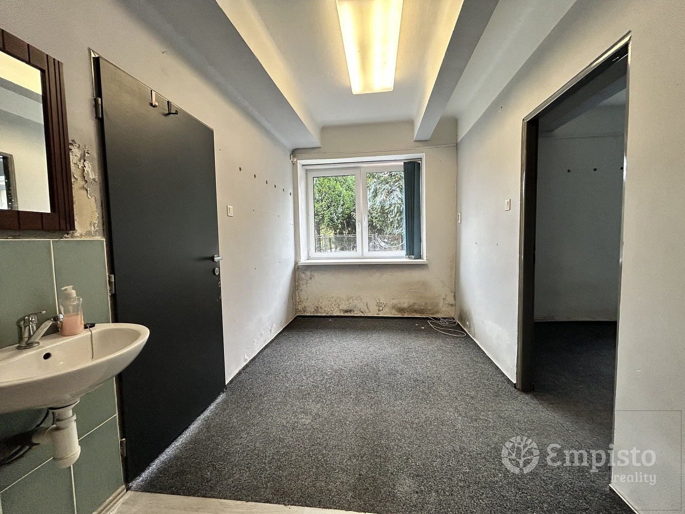 Pronájem obchodních prostor 65 m² – fotografie 4