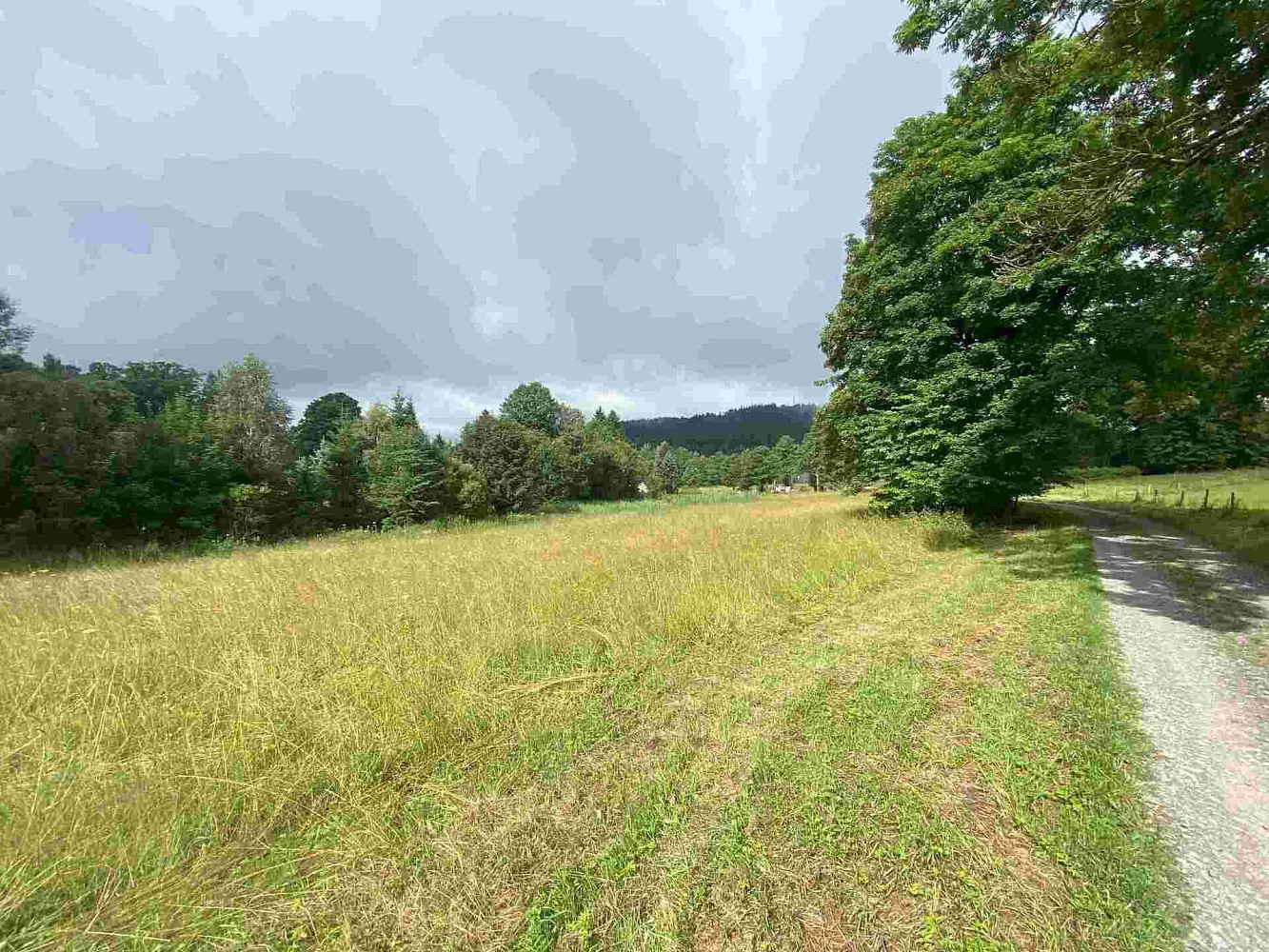 Prodej stavebního pozemku 1 500 m² – fotografie 2