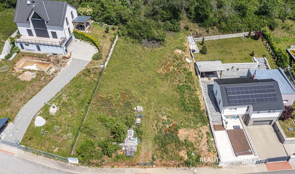 Prodej stavebního pozemku 1 037 m², Hýskov – náhled fotky 9