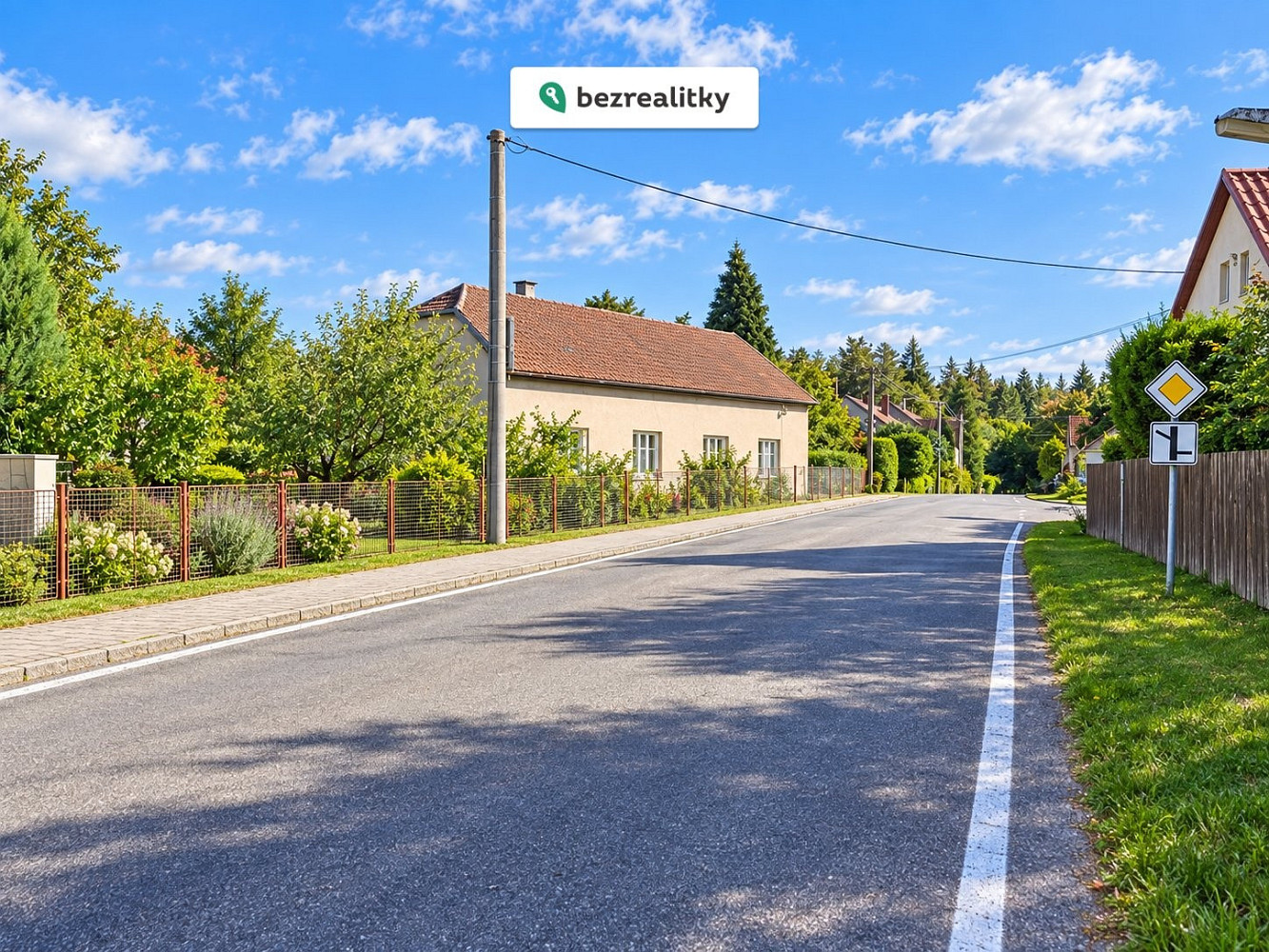 Prodej domu 243 m² s pozemkem 880 m² – fotografie 3
