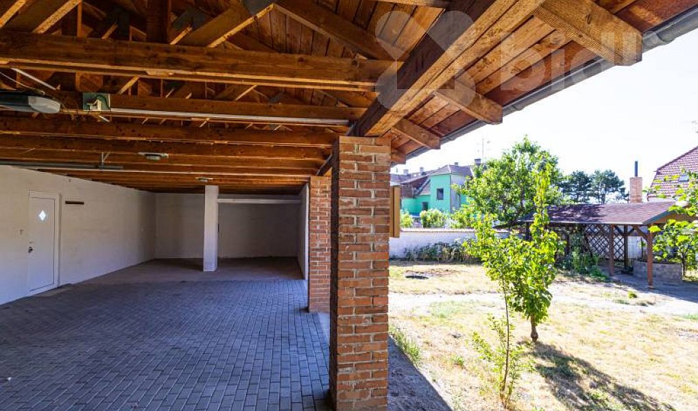 Prodej stavebního pozemku 320 m², Mikulov – náhled fotky 8