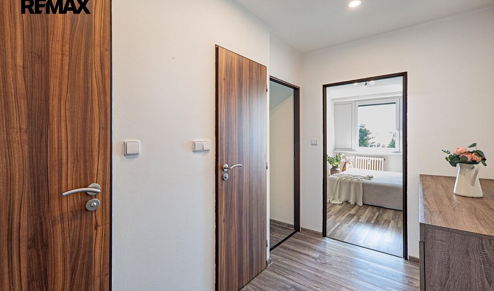 Prodej bytu 2+kk 45 m², Praha – náhled fotky 9