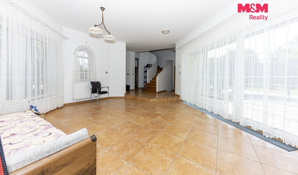 Prodej domu 996 m² s pozemkem 162 727 m², Kolín – náhled fotky 28