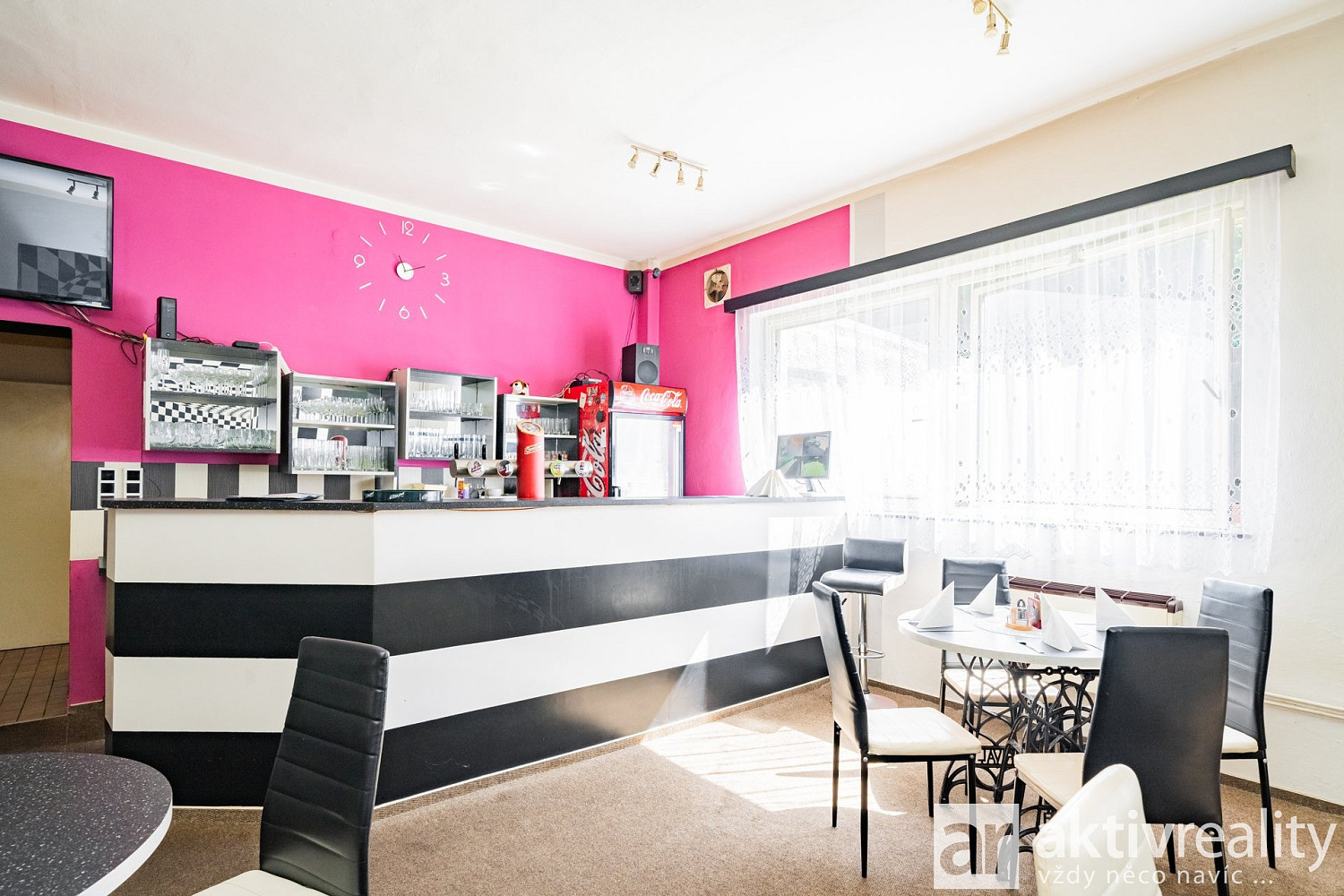 Prodej ubytovacího objektu 556 m² – fotografie 5