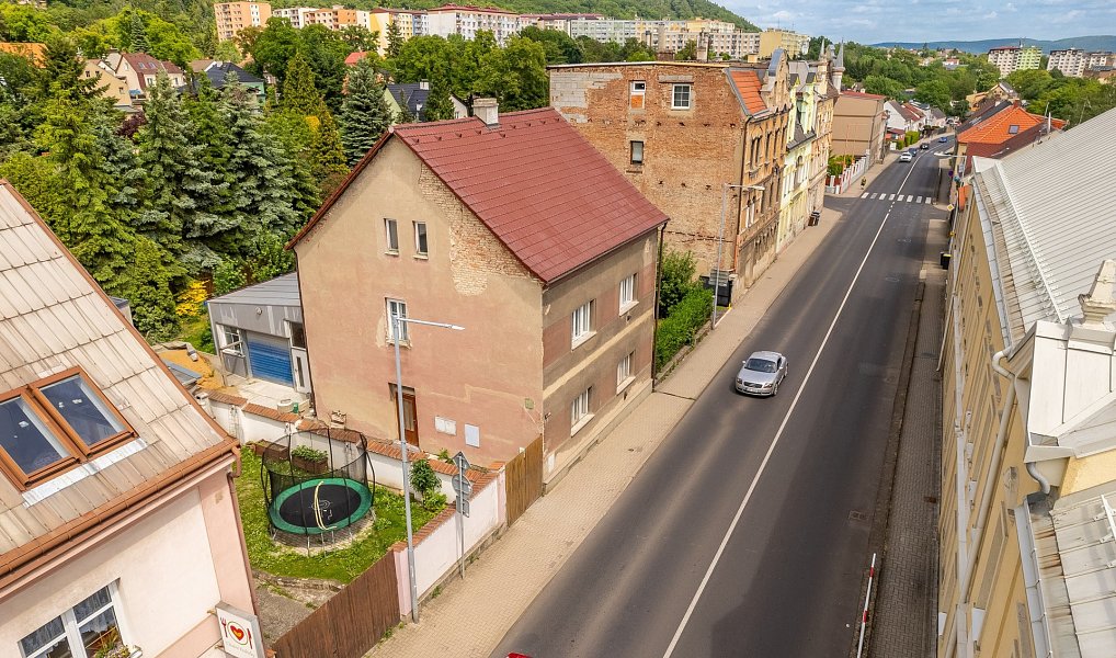 Prodej domu 240 m² s pozemkem 623 m², Krupka – náhled fotky 32
