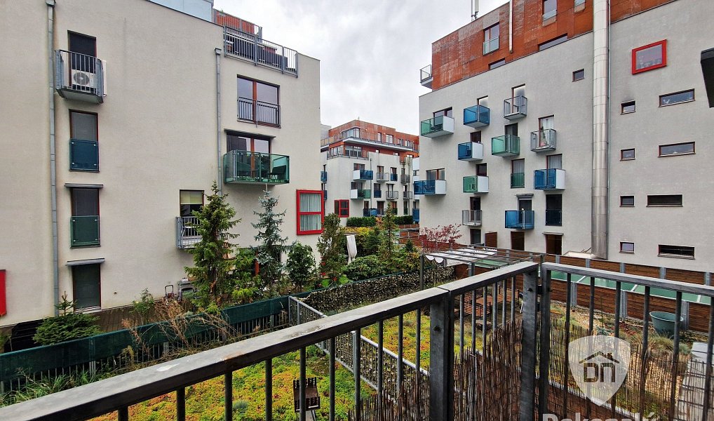 Pronájem bytu 2+kk 56 m², Praha – náhled fotky 18