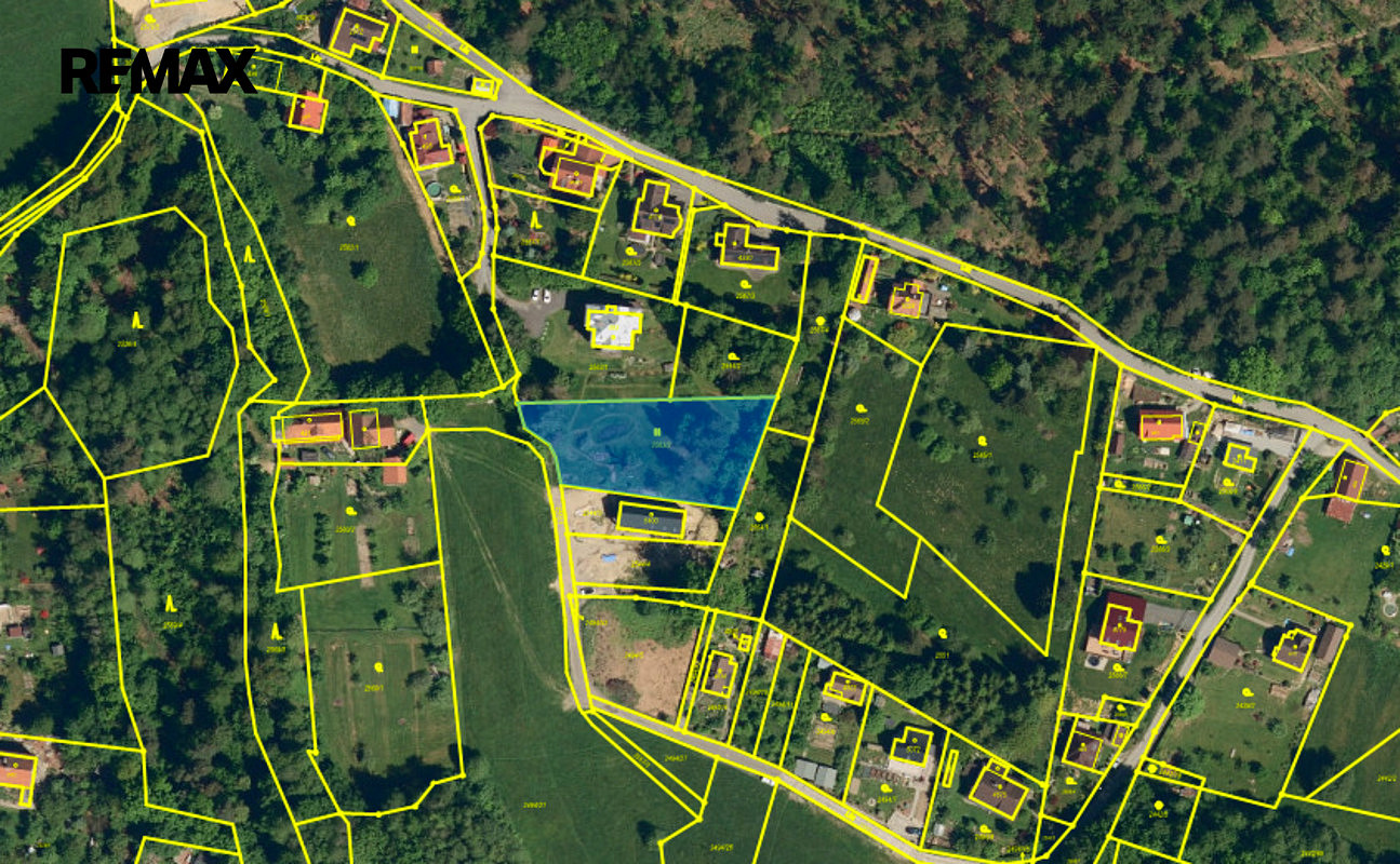 Prodej stavebního pozemku 1 901 m²