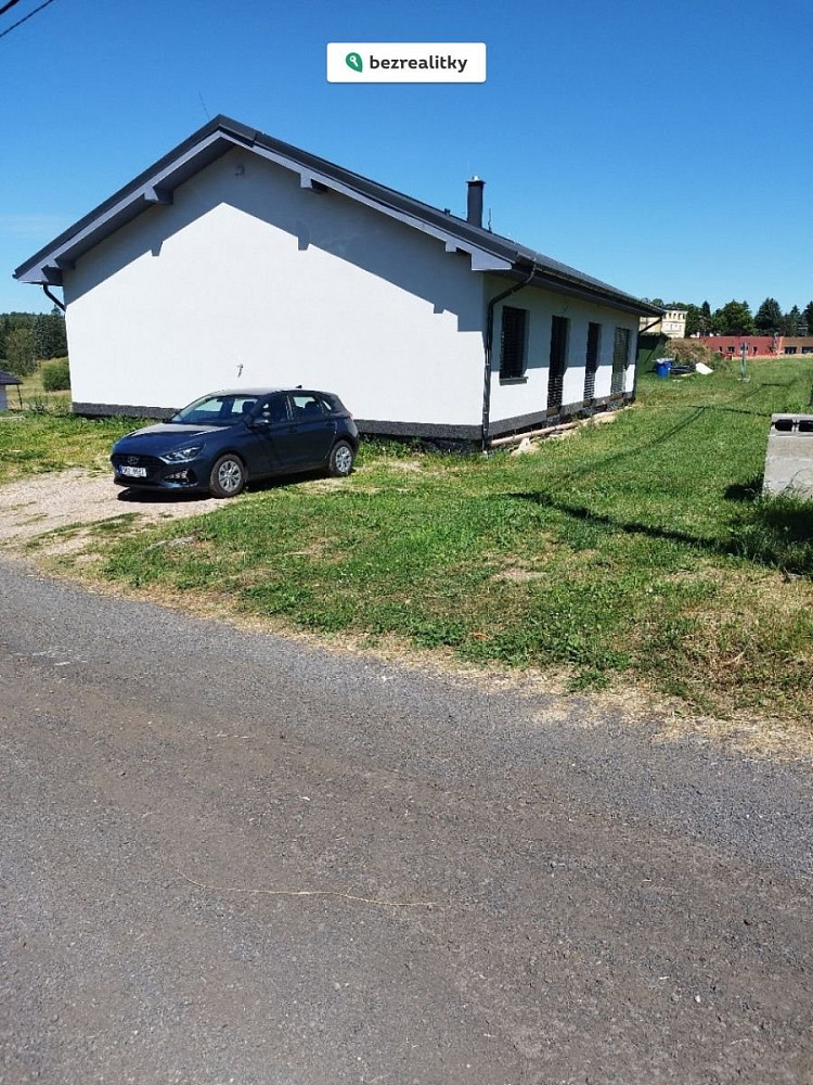 Prodej domu 147 m² s pozemkem 1 000 m² – fotografie 2