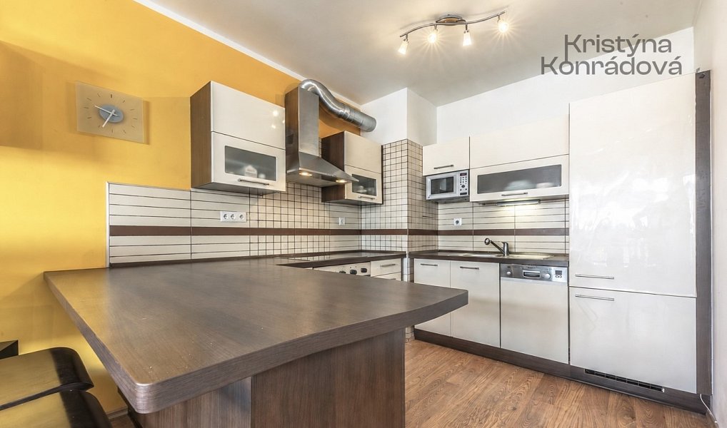 Prodej bytu 2+kk 45 m², Praha – náhled fotky 2
