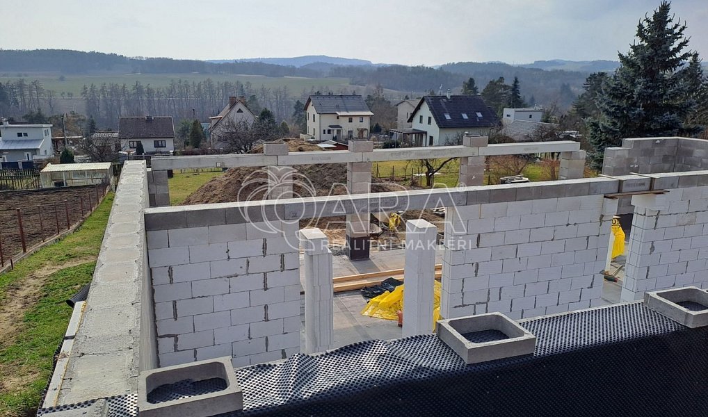 Prodej stavebního pozemku 1 201 m², Týnec nad Sázavou – náhled fotky 3