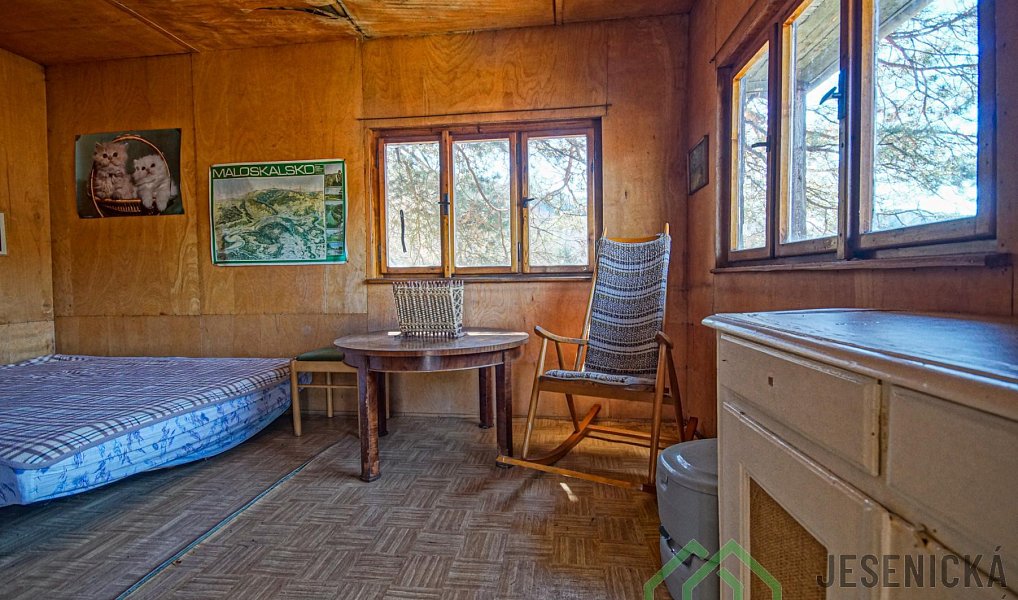 Prodej chaty/chalupy 19 m² s pozemkem 1 335 m², Líšný – náhled fotky 10