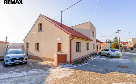 Prodej domu 210 m² s pozemkem 359 m², Kostelní, Miroslav, okres Znojmo