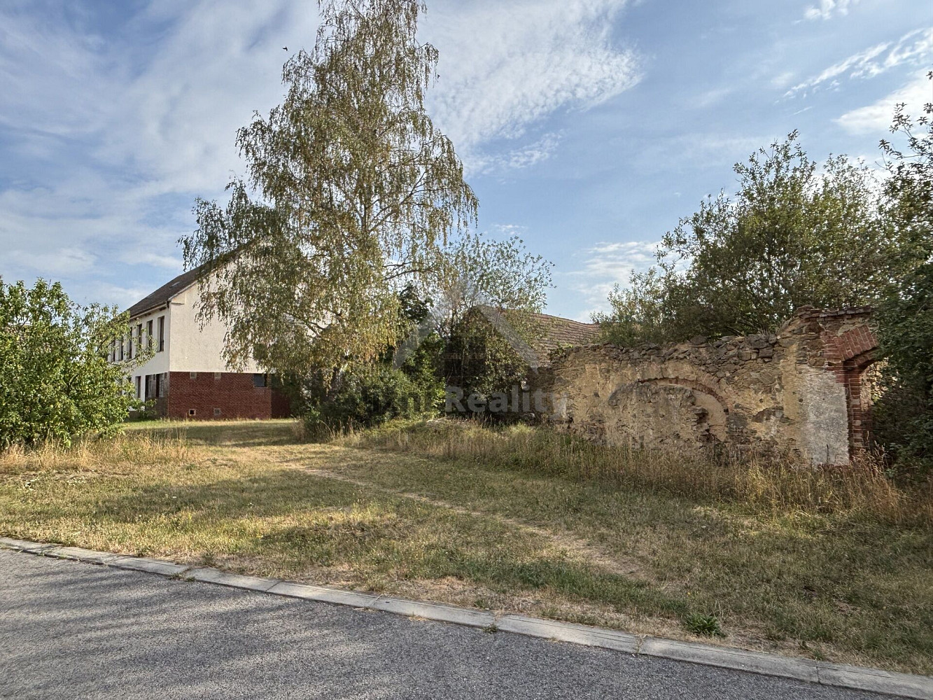 Prodej stavebního pozemku 721 m² – fotografie 2