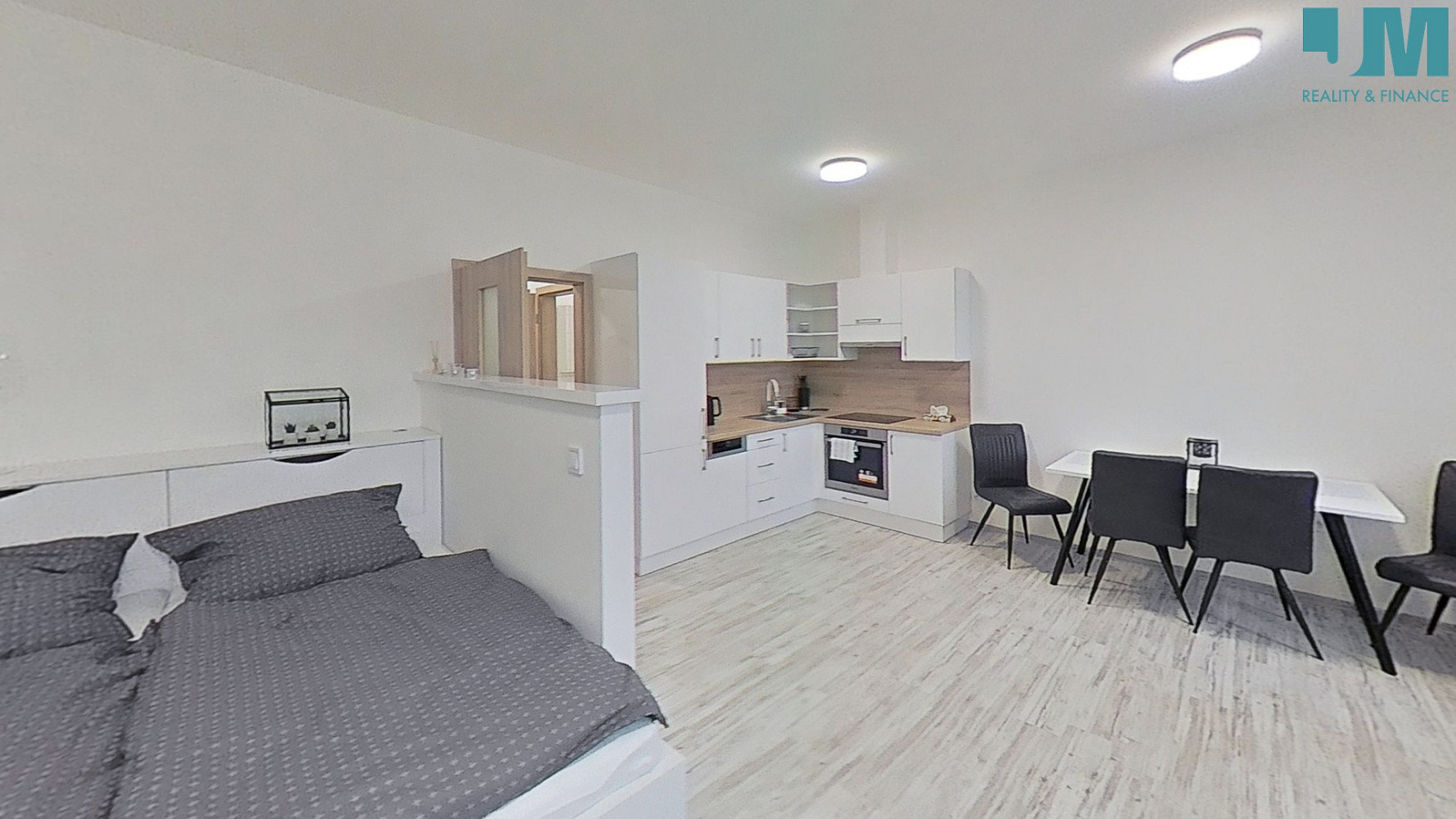 Pronájem bytu 1+kk 37 m² — photo 3