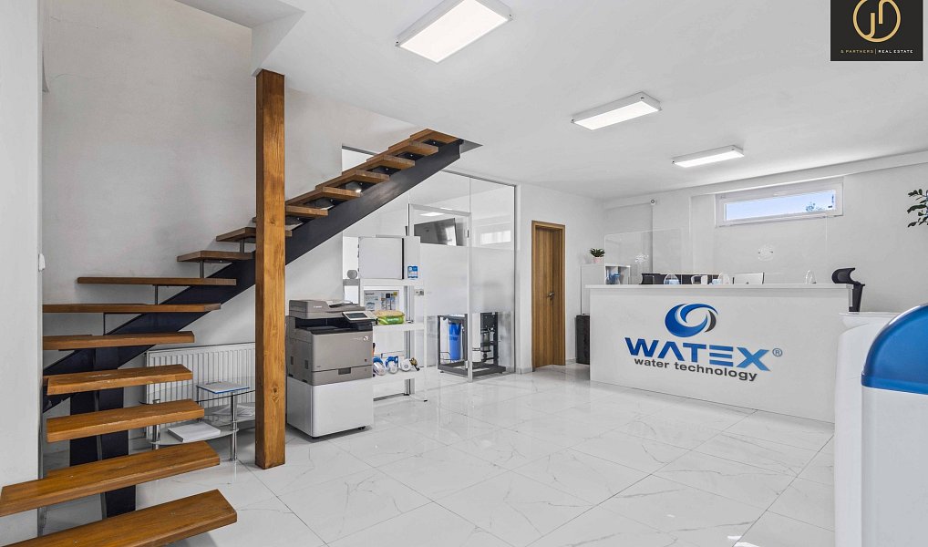 Prodej kanceláře 228 m², Beroun – náhled fotky 8