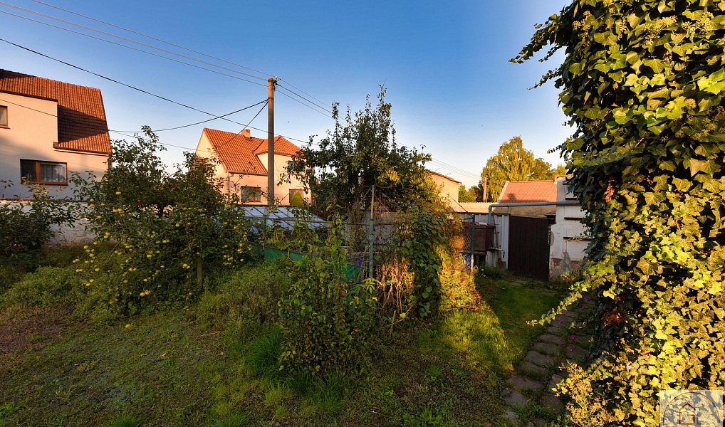 Prodej domu 240 m² s pozemkem 867 m², Černuc – náhled fotky 14