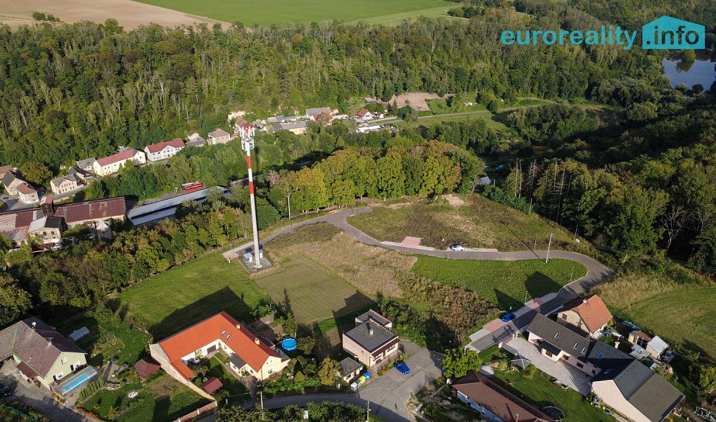 Prodej stavebního pozemku 928 m², Niměřice – náhled fotky 3