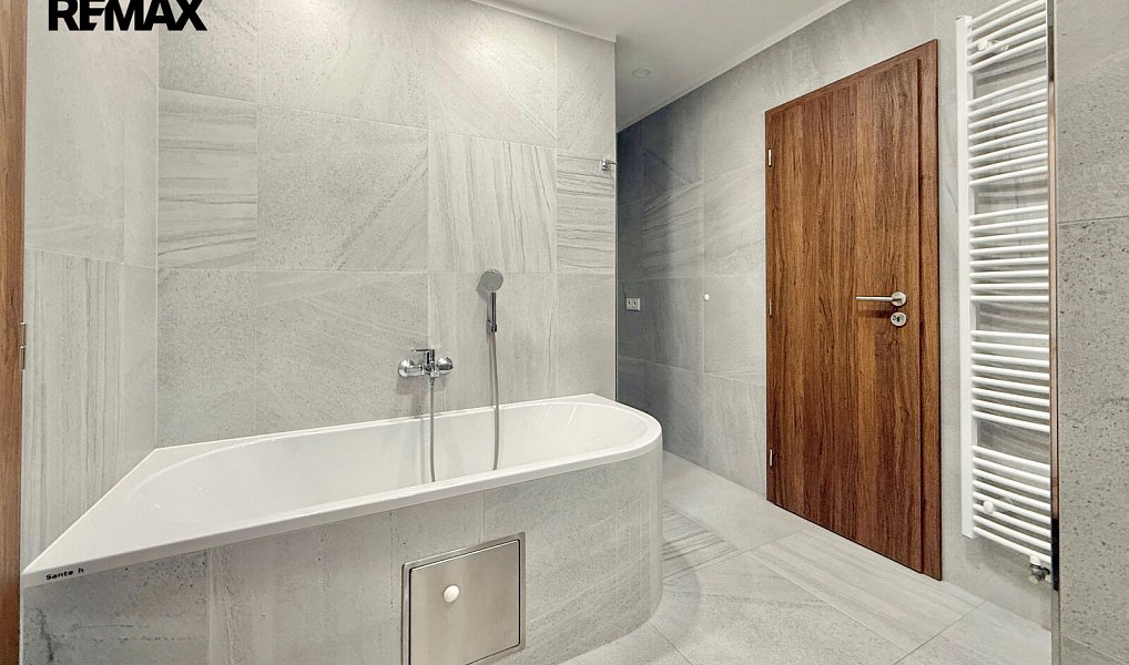 Pronájem bytu 3+kk 95 m², Milevsko – náhled fotky 2