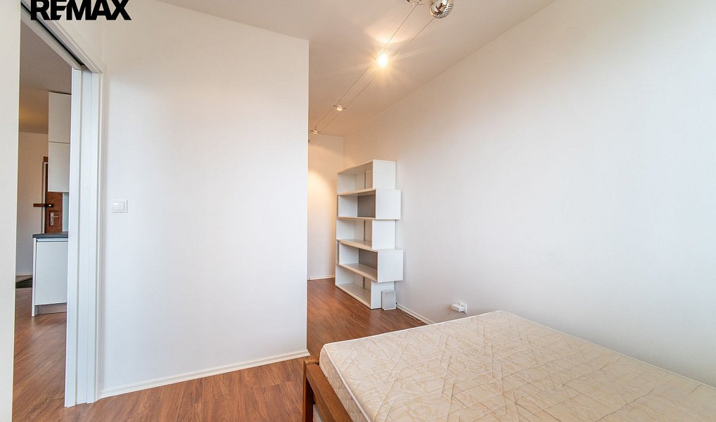 Pronájem bytu 2+kk 46 m², Praha – náhled fotky 8