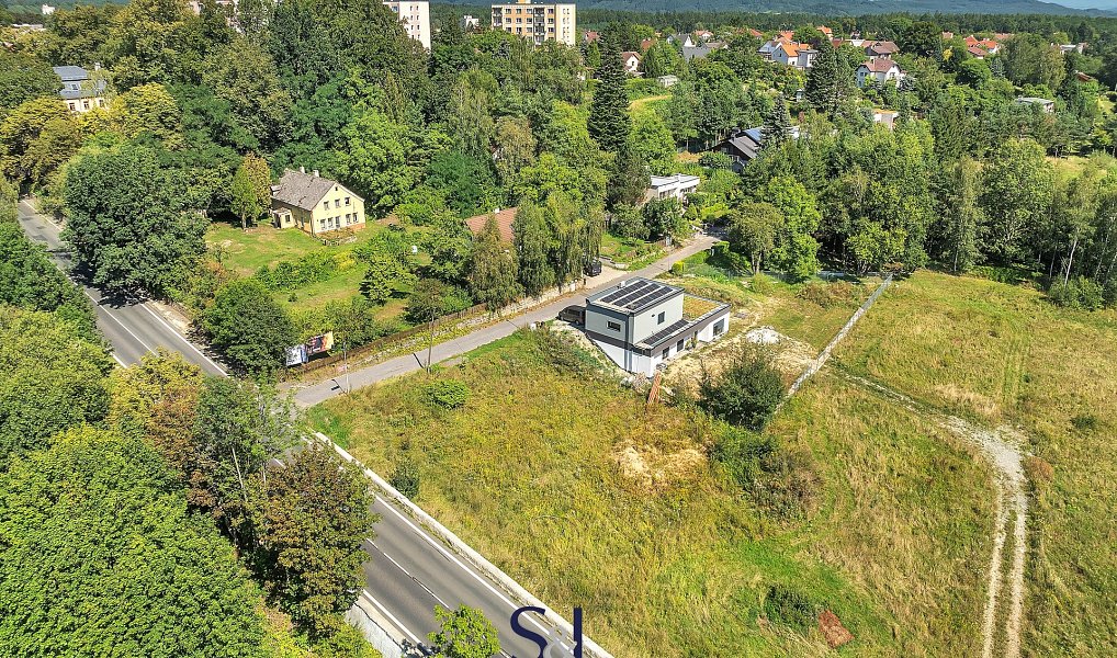 Prodej stavebního pozemku 989 m², Nový Bor – náhled fotky 3