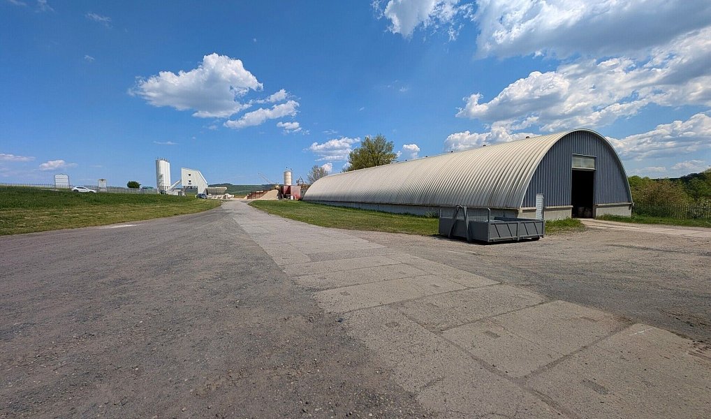 Prodej výrobních prostor 60 000 m², Podbořany – náhled fotky 3