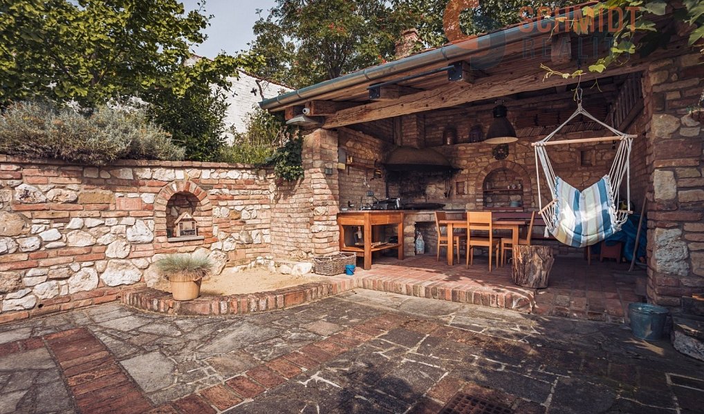 Prodej ubytovacího objektu 310 m², Mikulov – náhled fotky 20