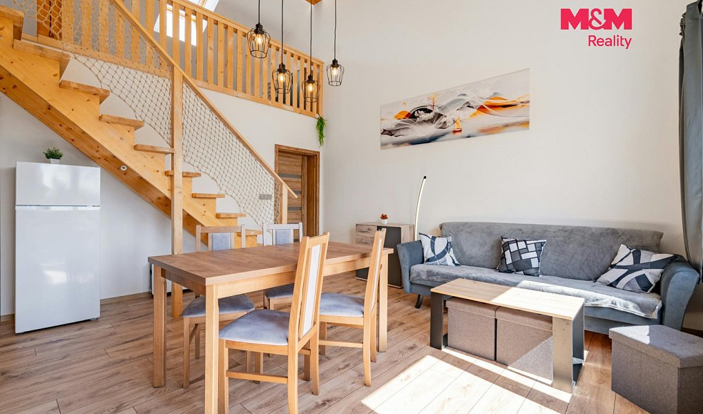 Prodej ubytovacího objektu 226 m², Lipno nad Vltavou – náhled fotky 19