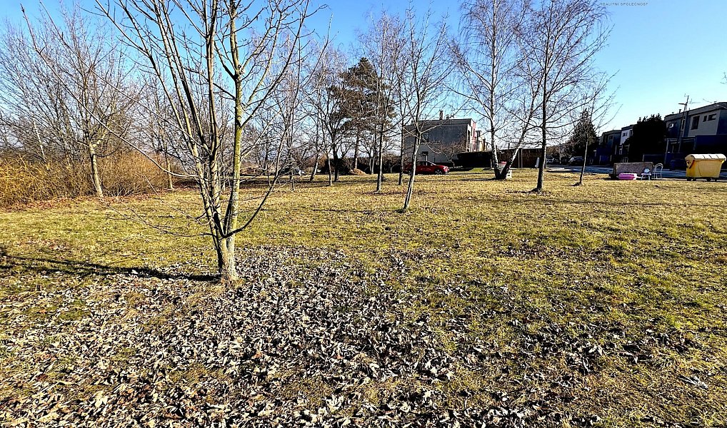 Prodej stavebního pozemku 1 231 m², Benešov – náhled fotky 4
