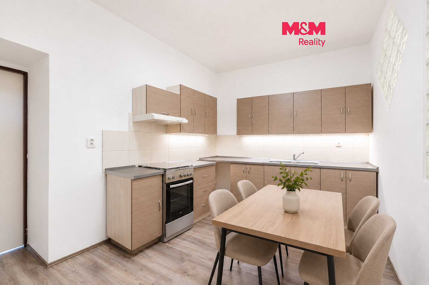 Prodej bytu 2+1 71 m² – fotografie 2