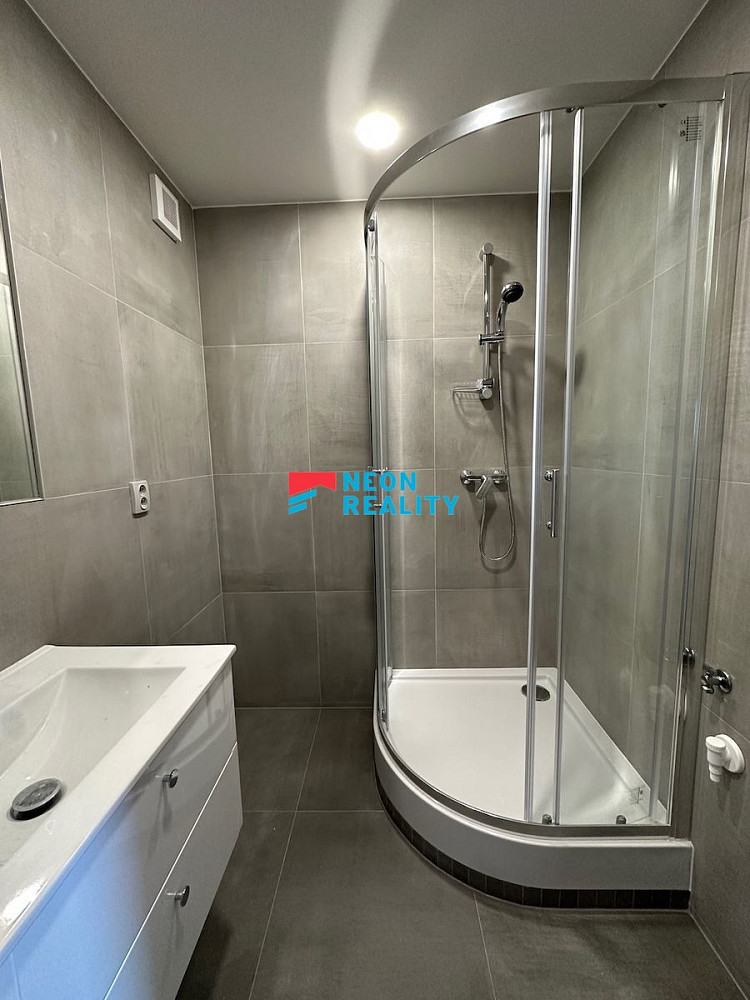 Pronájem bytu 3+1 58 m² – fotografie 3