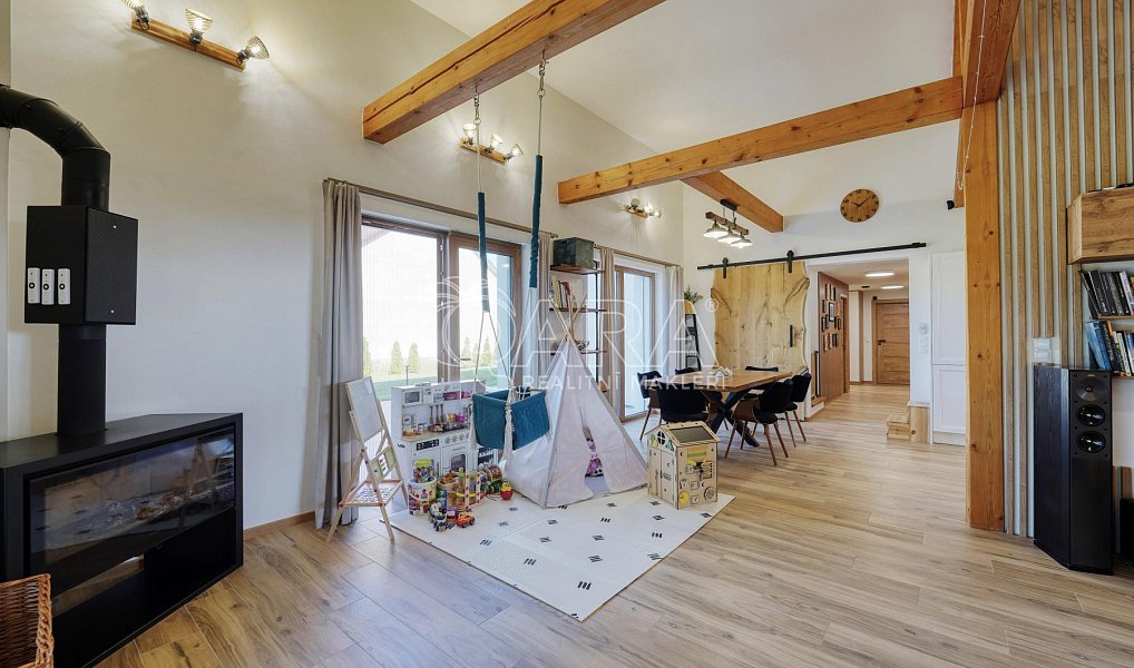 Prodej domu 350 m² s pozemkem 3 414 m², Libějovice – náhled fotky 9