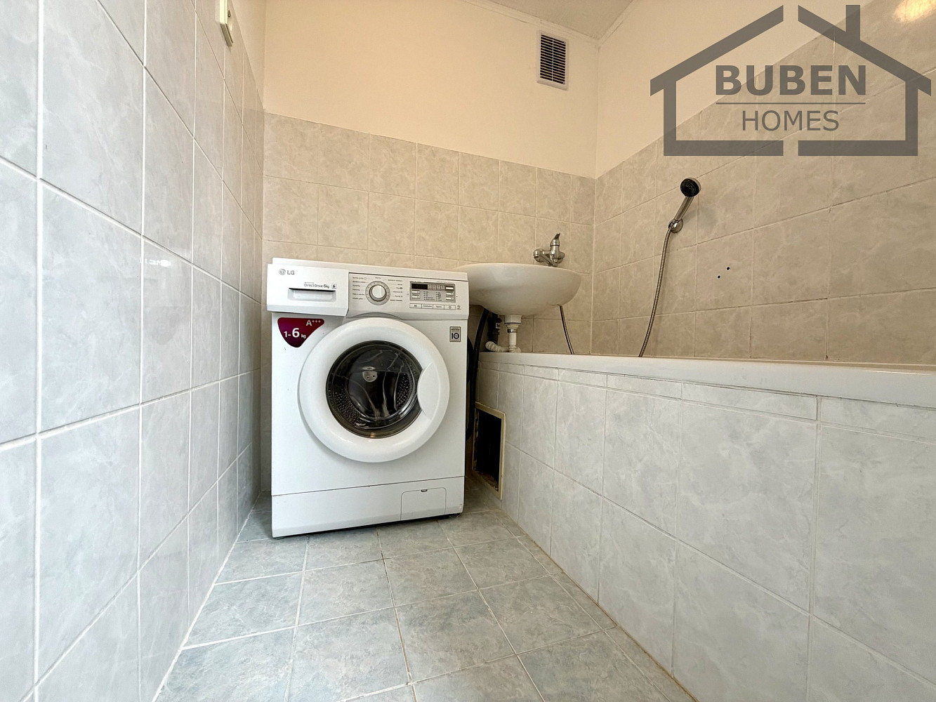 Pronájem bytu 2+1 50 m² – fotografie 3
