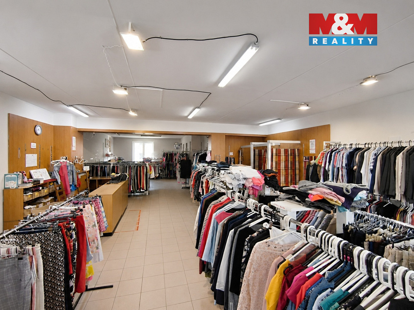 Pronájem obchodních prostor 107 m² — photo 2
