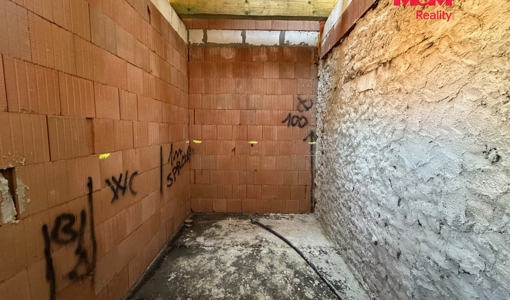 Prodej chaty/chalupy 80 m² s pozemkem 206 m², Hlohovec – náhled fotky 21