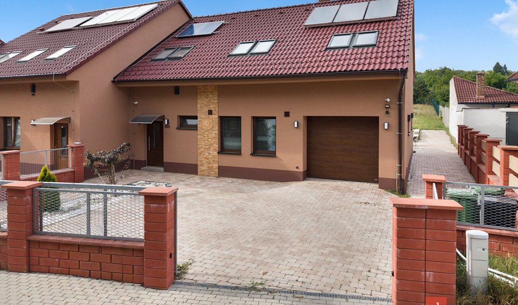 Prodej domu 178 m² s pozemkem 1 562 m², Pozořice – náhled fotky 8