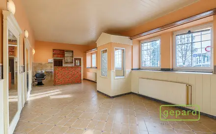 Prodej obchodních prostor 112 m², Rohová, Karlovy Vary - Rybáře
