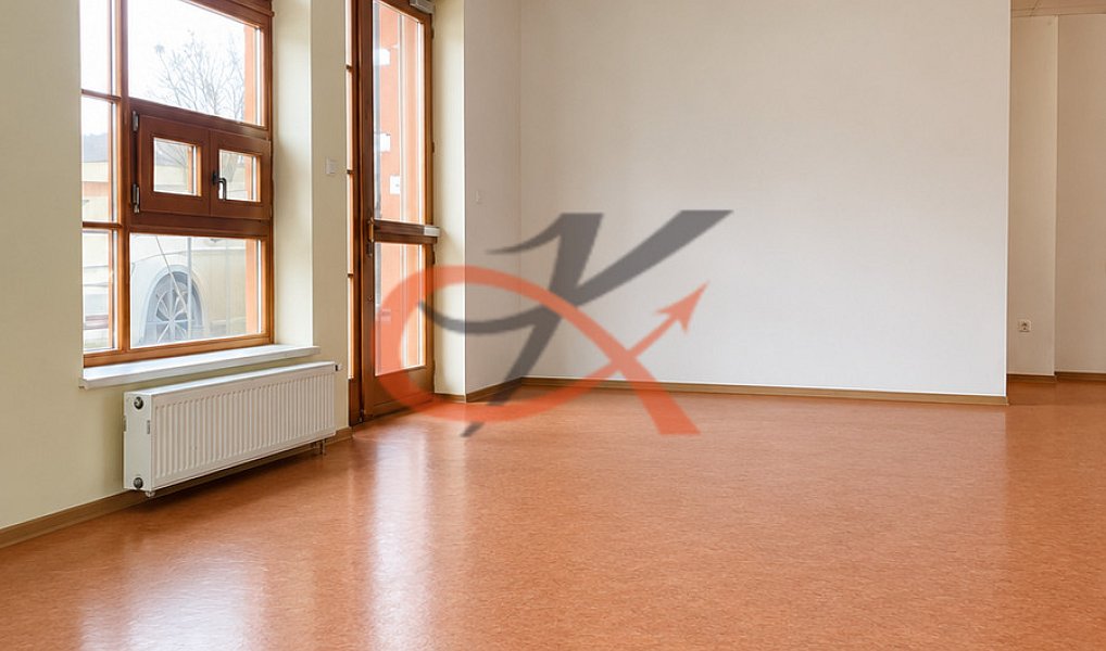 Pronájem obchodních prostor 55 m², Rožnov pod Radhoštěm – náhled fotky 3