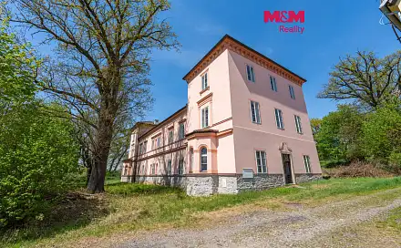 Prodej historického objektu s pozemkem 4 672 m2, Dírná - Lžín, okres Tábor