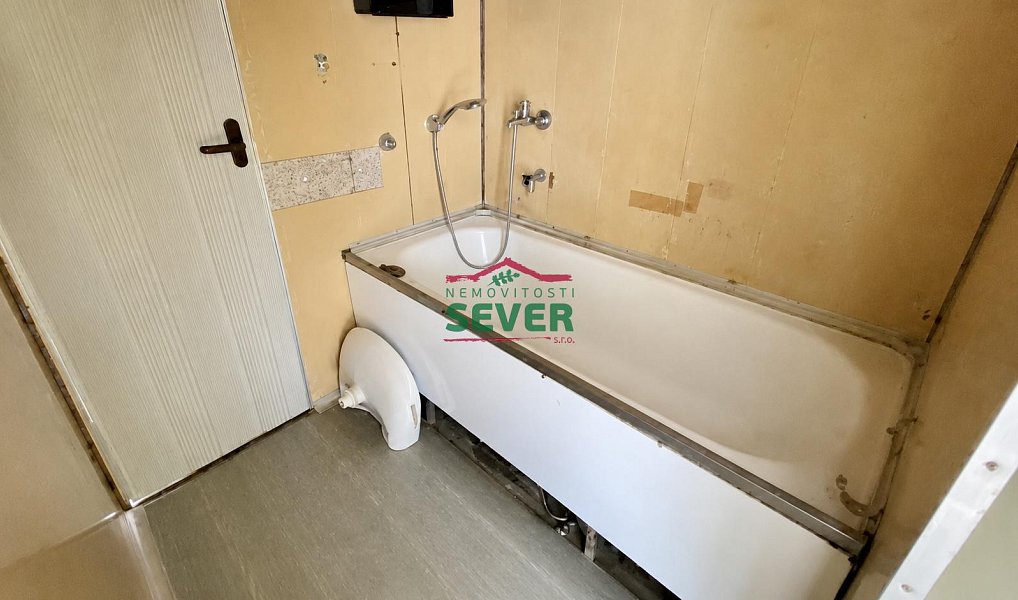 Prodej bytu 4+1 80 m², Litvínov – náhled fotky 3
