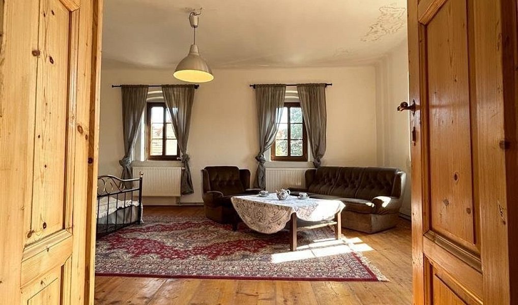 Prodej domu 190 m² s pozemkem 662 m², Černěves – náhled fotky 26