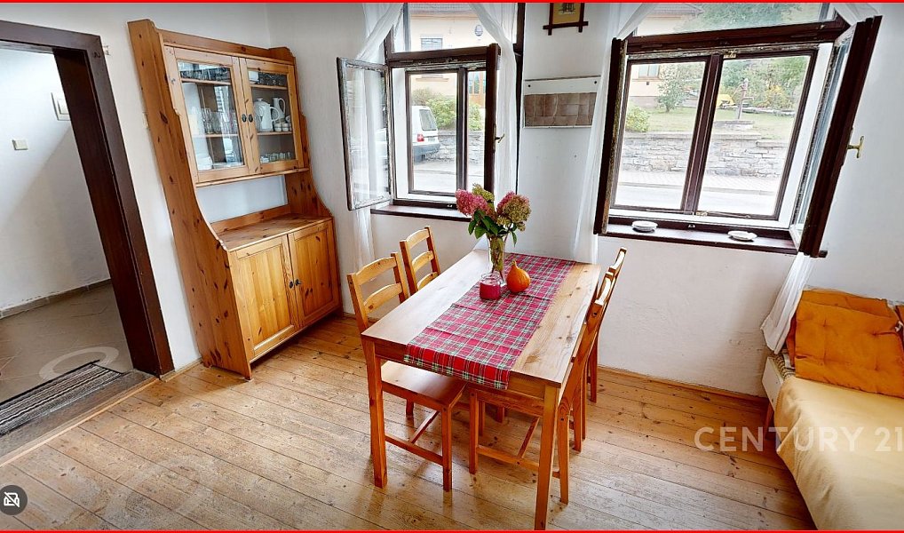 Prodej chaty/chalupy 310 m² s pozemkem 2 159 m², Kněževes – náhled fotky 27